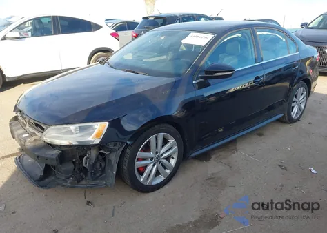 2014 Volkswagen Jetta Gli from USA, damaged, VIN 3VW4T7AJ7EM216440